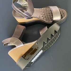 Brand new platform sandals